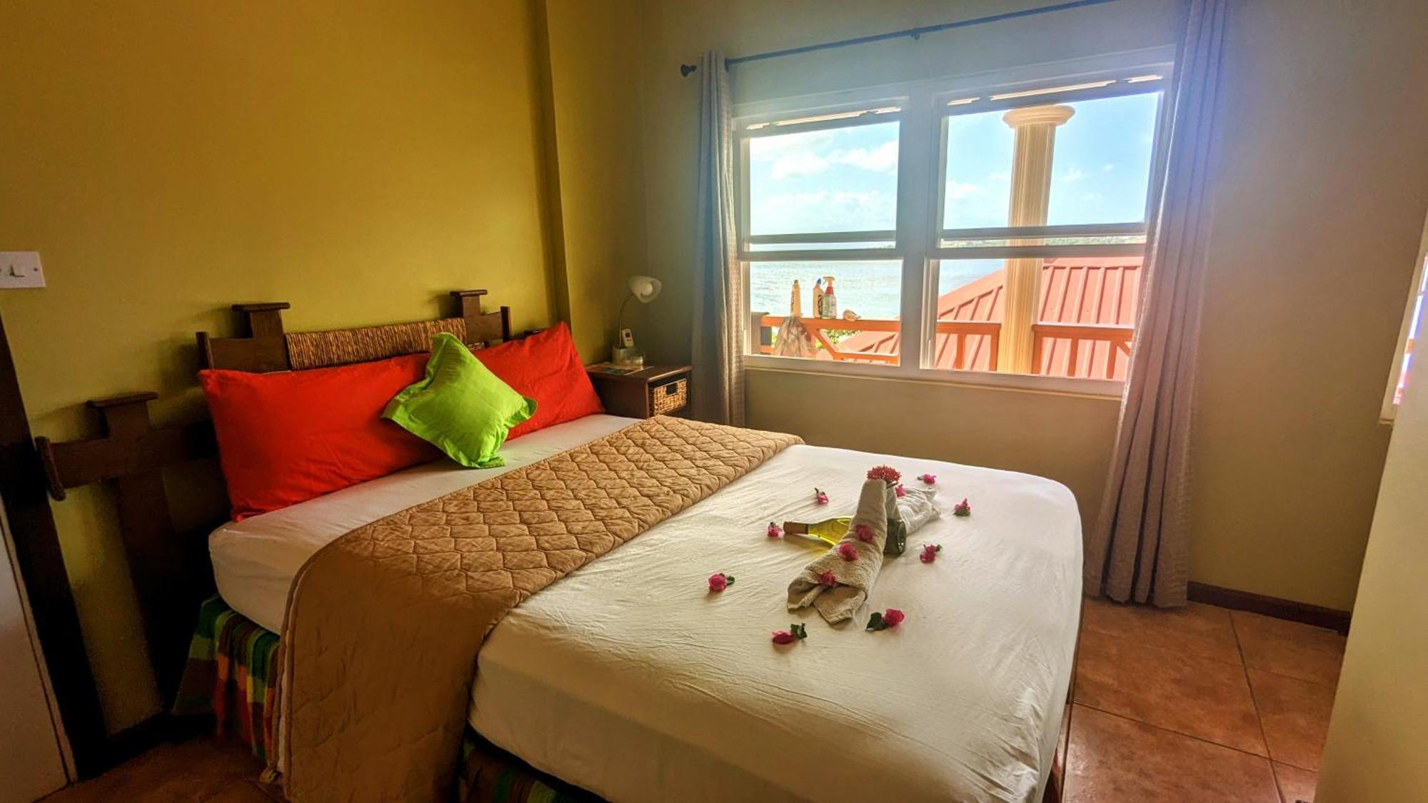 Hotel Sunset Lane Laborie Zimmer foto