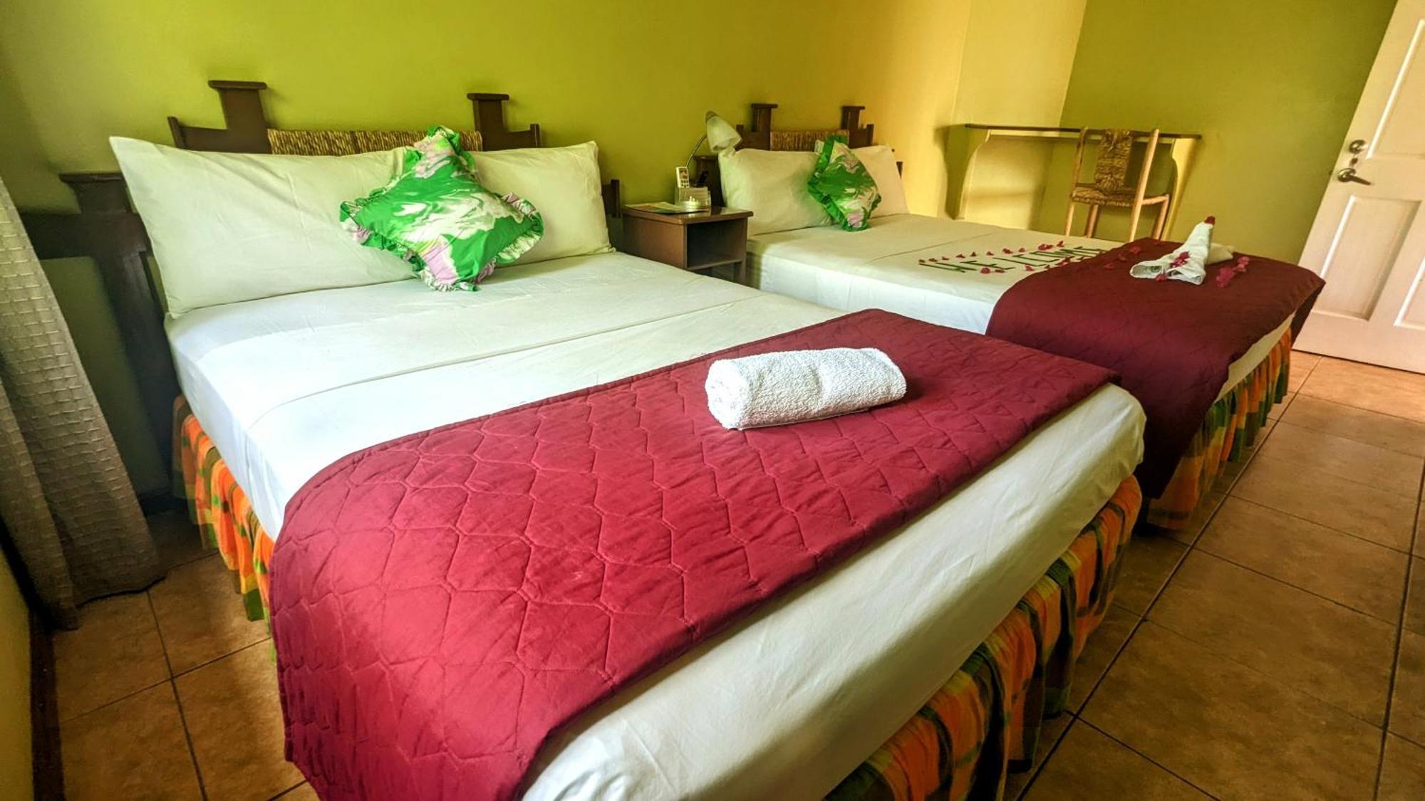 Hotel Sunset Lane Laborie Zimmer foto