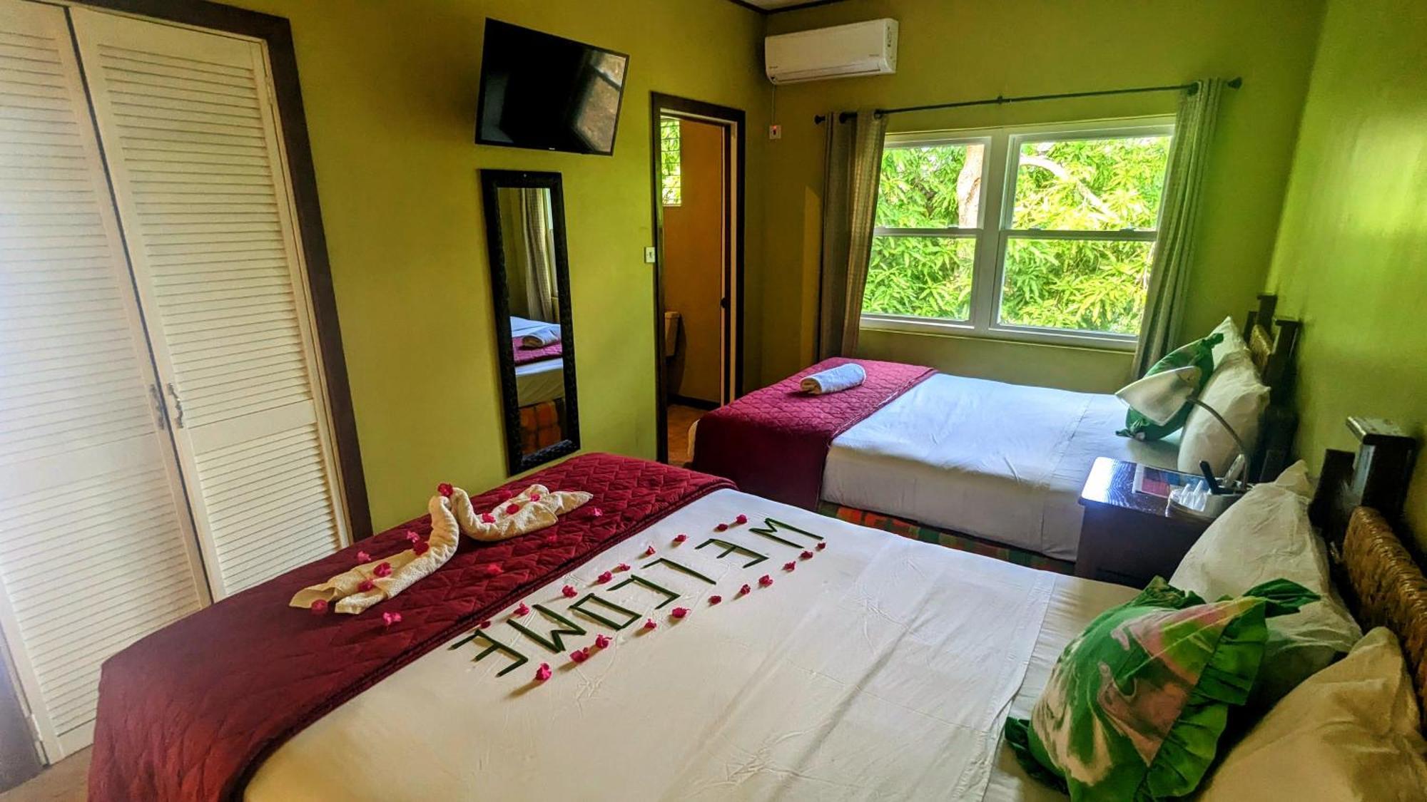 Hotel Sunset Lane Laborie Zimmer foto